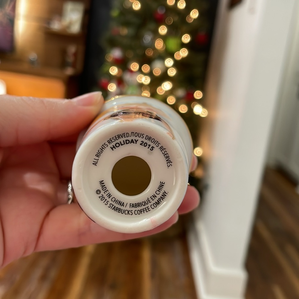 Starbucks 2015 Holiday Ornament - Picture 3 of 4